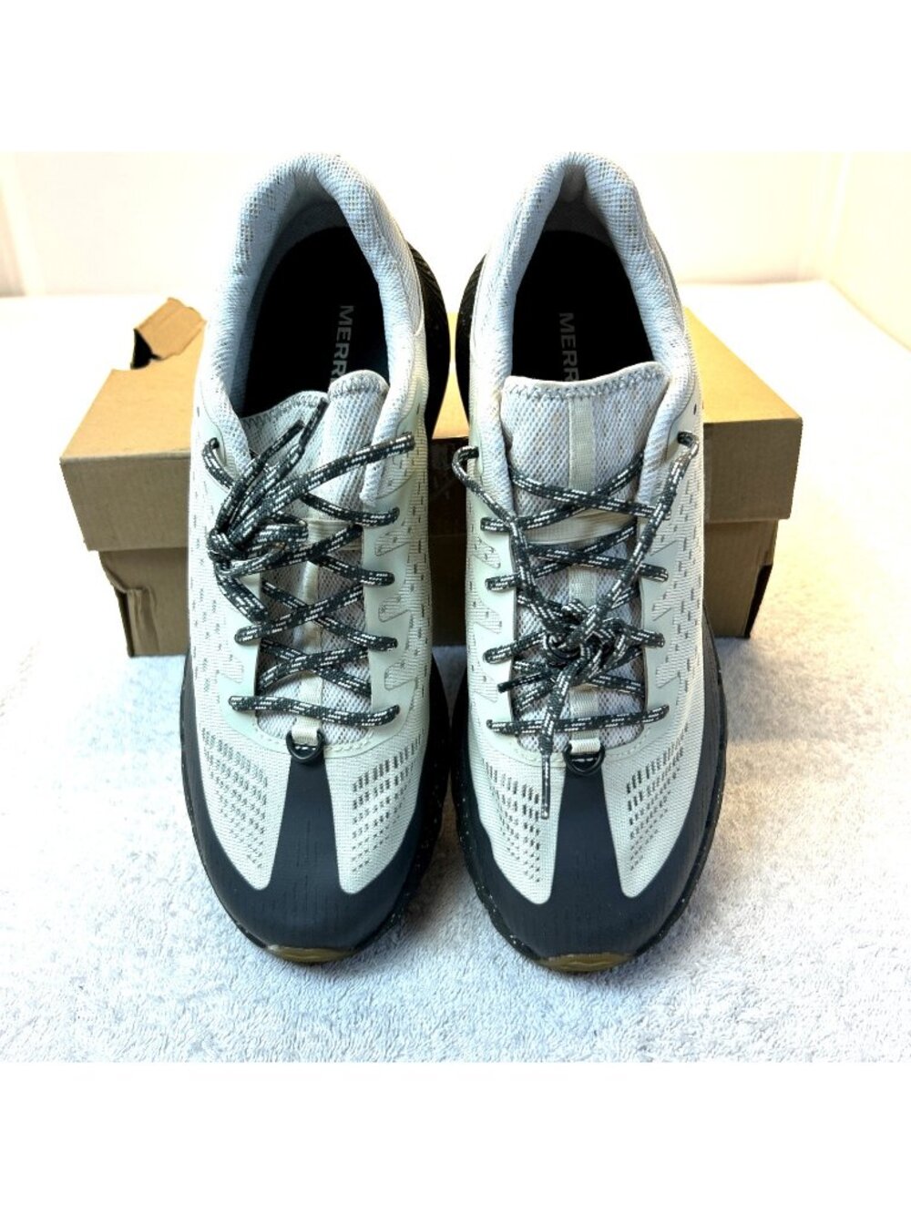Merrell Agility Peak 5 Trail Shoes Men SZ 10.5  Stucco/Beluga New in Box
